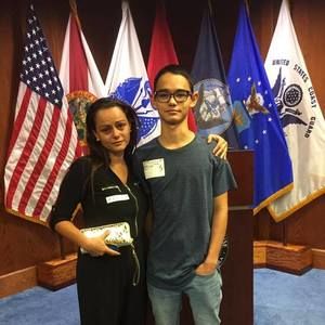 Meet your Posher, Joao claudia